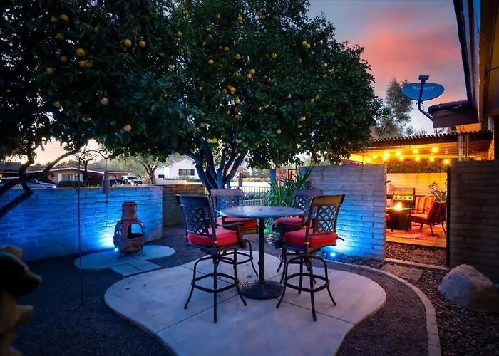 Holiday home Wild Wild West Foosball Fire Pit & Shared Pool Scottsdale